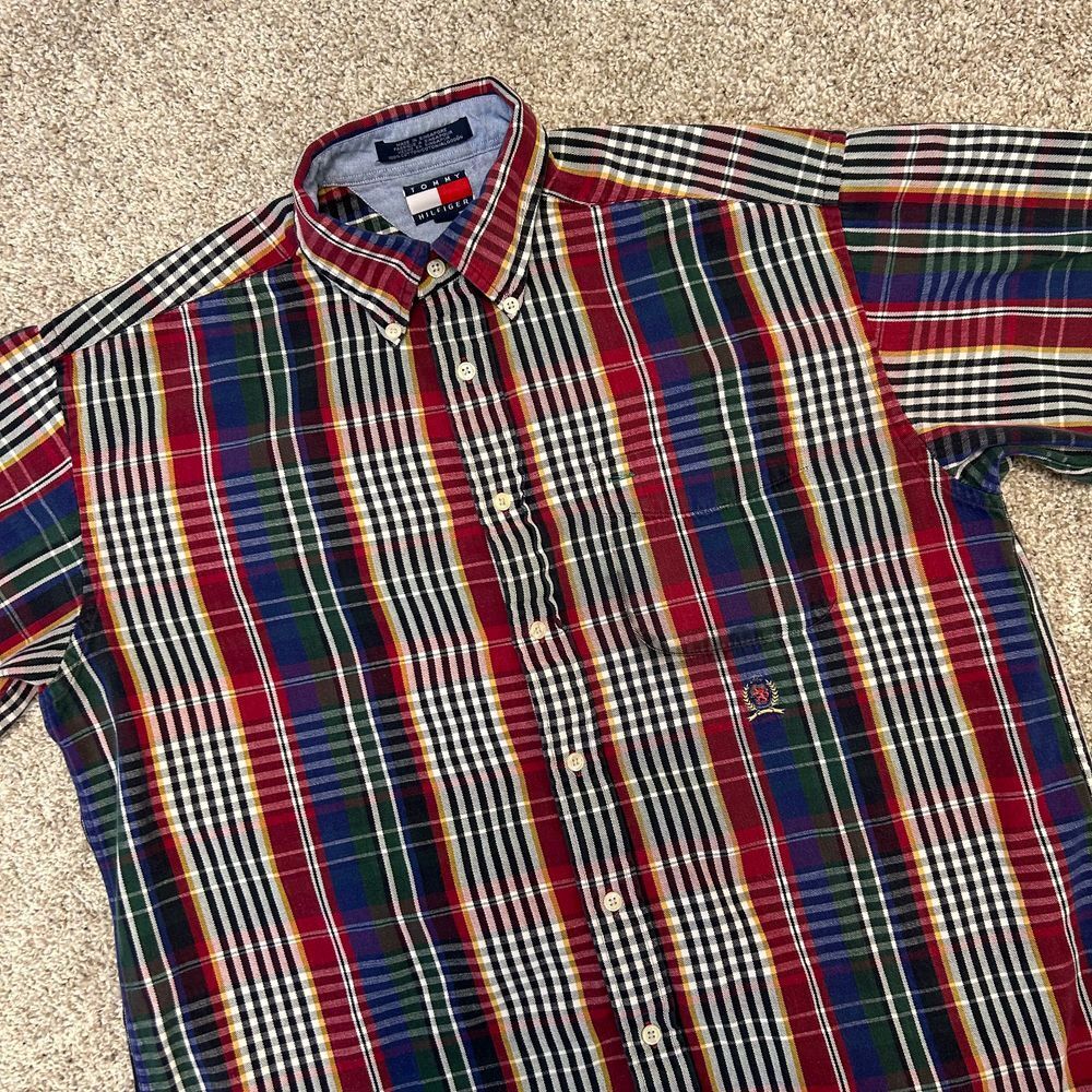 Vintage Tommy Hilfiger Plaid Button Down Shirt Men Size Medium Crest Cotton (86)